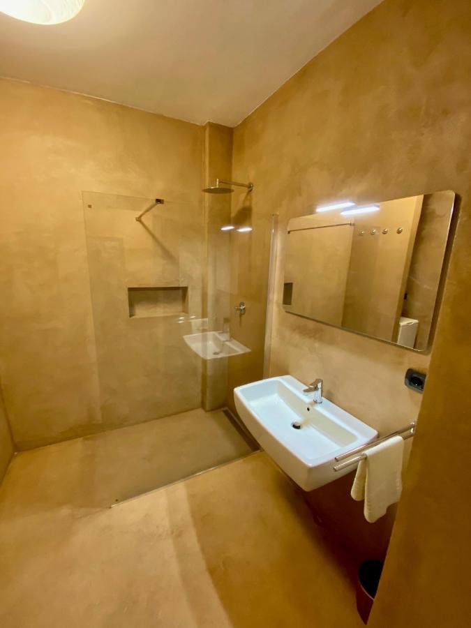 Elegante Appartamento Vicino Al Centro Turin Exterior photo